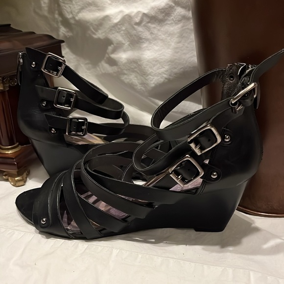S.E. BEUTIQUE SAM EDELMAN DESIGN GROUP Wedge Heels - Picture 4 of 11